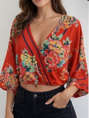 Flying tomato 🍅 Cropped Wrap Blouse